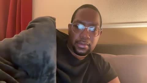 MARIOLUIGIHOT online show from December 24, 6:11 am