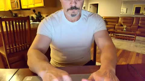 Mark online show from March 5, 1:21 am