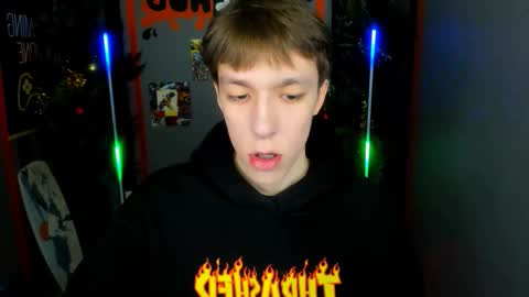 Mark online show from December 14, 11:06 am