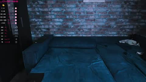 Mark online show from April 14, 2:00 am