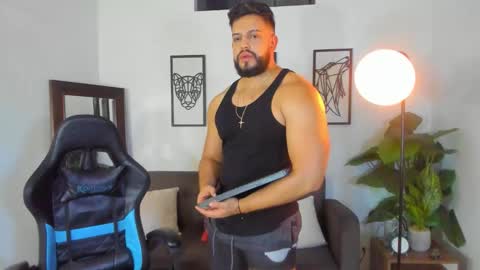 mark_x23 online show from February 26, 2:46 am