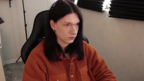 Mark online show from February 22, 11:57 am