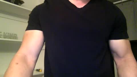 markk702 online show from February 11, 1:52 am