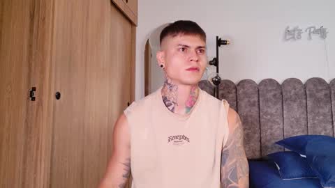 Sebastian online show from December 17, 2:52 am