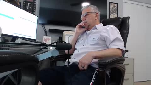 marky0029 online show from April 20, 3:58 pm