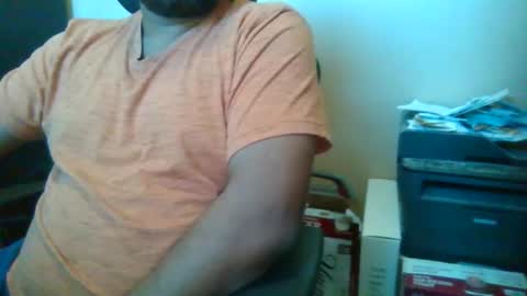 Married Horny Guy online show from May 26, 1:51 pm