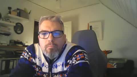 marriedcock1980 online show from January 17, 6:57 am