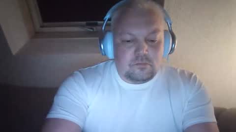 mars0481 online show from March 10, 12:49 am