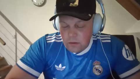 mars0481 online show from May 22, 9:09 pm