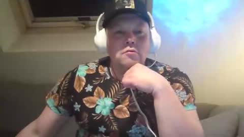 mars0481 online show from February 26, 10:55 pm