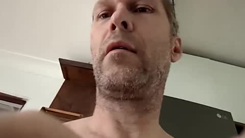 marsupialdan online show from April 10, 8:54 am