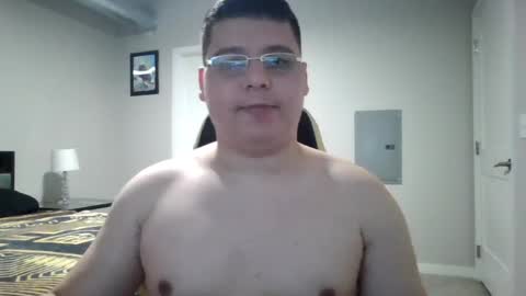 martin_militaryboy online show from May 27, 1:57 am