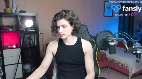 Snapshot of martinlutar420 chatting on October 18, 7:57 am Daddy Marty online show from October 18, 7:57 am