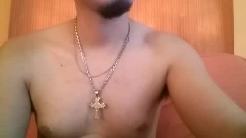 Max online show from November 20, 6:51 pm