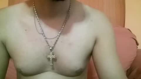 Max online show from November 19, 6:41 pm