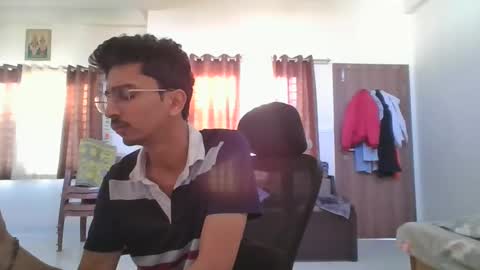 maskboyz2003 online show from January 21, 3:06 am