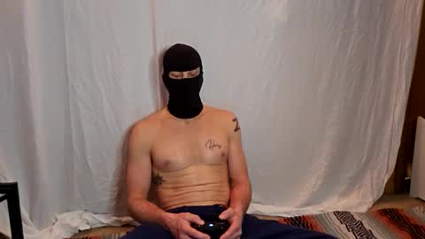 maskedyogaman online show from February 6, 3:58 am