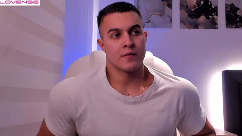 Mason Bennet online show from December 17, 4:12 am