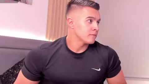 Mason Bennet online show from July 23, 9:23 pm