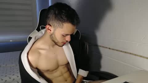 massimo online show from February 23, 5:04 pm