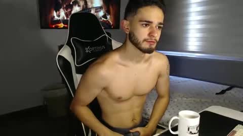 massimo online show from January 12, 3:49 pm