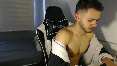 massimo online show from December 9, 3:45 pm