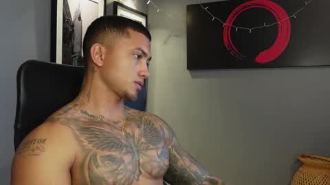 Massimo online show from November 21, 8:30 pm