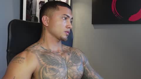 Massimo online show from November 22, 8:30 pm