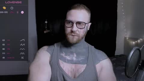 Snapshot of master_oil chatting on February 16, 7:27 pm Huge Alex online show from February 16, 7:27 pm