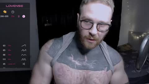 Snapshot of master_oil chatting on January 29, 5:24 pm Huge Alex online show from January 29, 5:24 pm