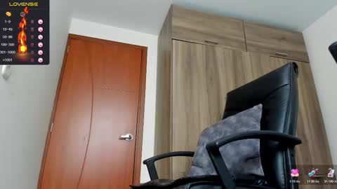 steven  online show from December 16, 7:10 pm