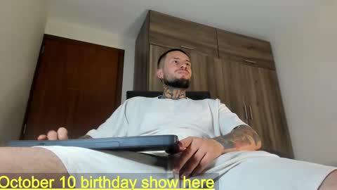 steven  online show from October 6, 11:53 pm