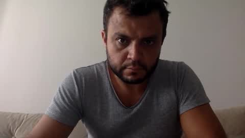 Snapshot of masterizmir chatting on September 16, 10:05 am izmir       online show from September 16, 10:05 am