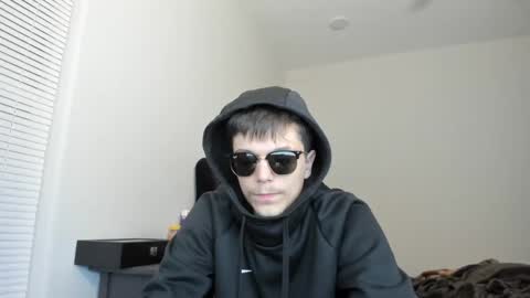 Snapshot of masterjizz1_0 chatting on December 4, 4:43 am masterjizz1_0 online show from December 4, 4:43 am