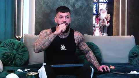 masterkingofmuscle online show from December 4, 8:45 am