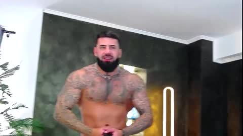 masterkingofmuscle online show from October 17, 8:07 am