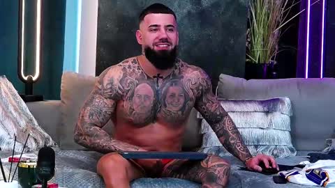 masterkingofmuscle online show from February 12, 6:40 am