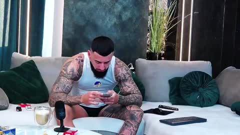 masterkingofmuscle online show from January 20, 6:21 am