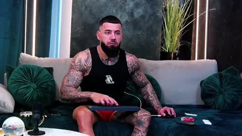 masterkingofmuscle online show from January 27, 6:41 am