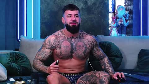 masterkingofmuscle online show from December 11, 9:21 am