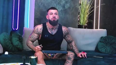 masterkingofmuscle online show from January 8, 6:20 am