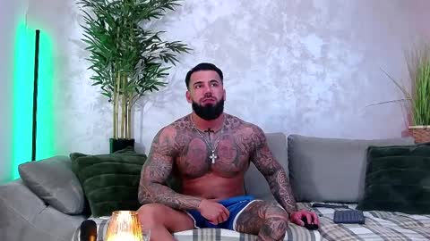 masterkingofmuscle online show from April 6, 9:59 pm