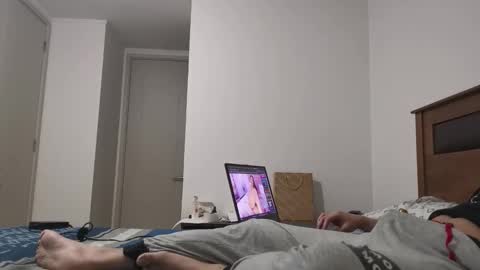 masterr32 online show from December 4, 7:04 am