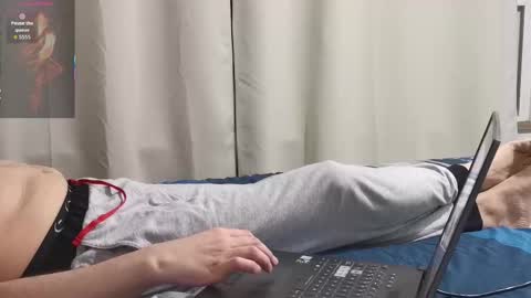 masterr32 online show from December 17, 5:36 am