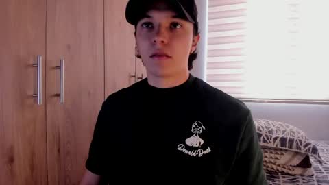 mastrangelo_x online show from April 11, 10:13 pm