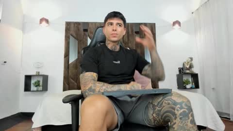 mateo_dilucajs1 online show from October 26, 10:06 am