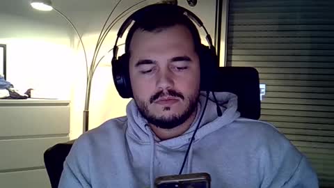 Mathou online show from December 5, 6:34 pm