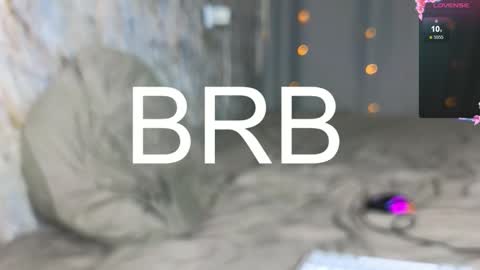 meet INDEPENDENT MODEL online show from December 17, 10:44 am