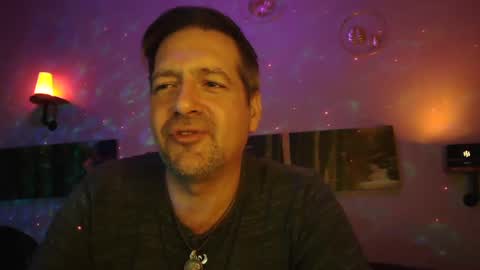 Snapshot of matrike1 chatting on December 23, 6:16 pm matrike1 online show from December 23, 6:16 pm