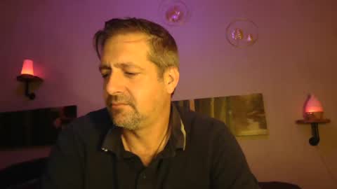 Snapshot of matrike1 chatting on December 27, 8:28 pm matrike1 online show from December 27, 8:28 pm